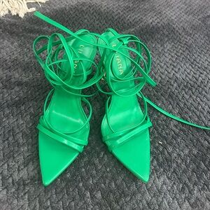 Liliana green pointy toe lace up heel
